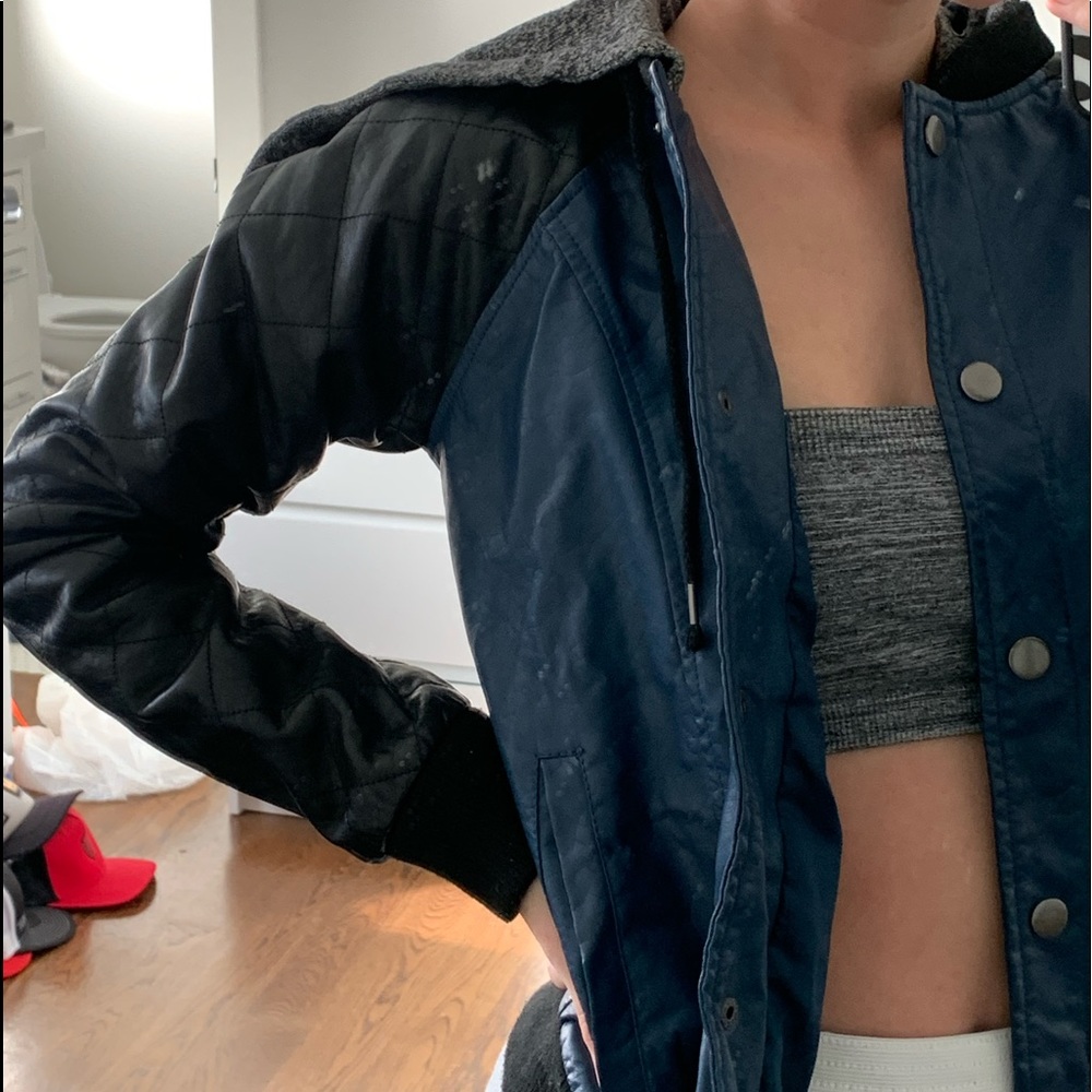 Jacket - Picture 2 of 3